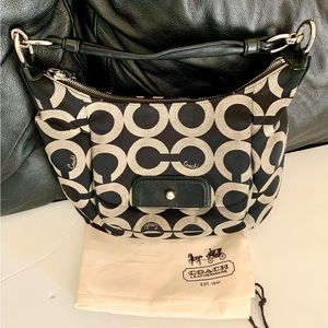 Beautiful Coach Kristin Hobo Bag